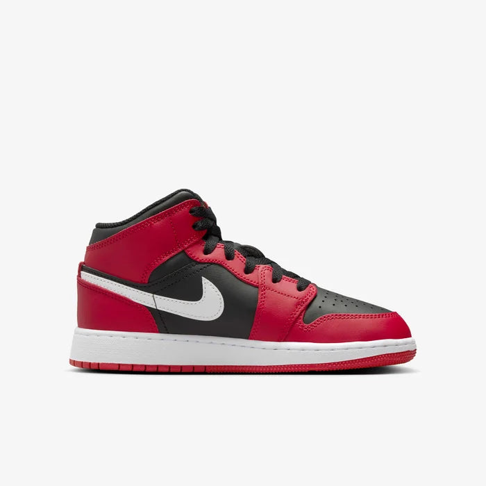 Air jordan 1 mid junior best sale