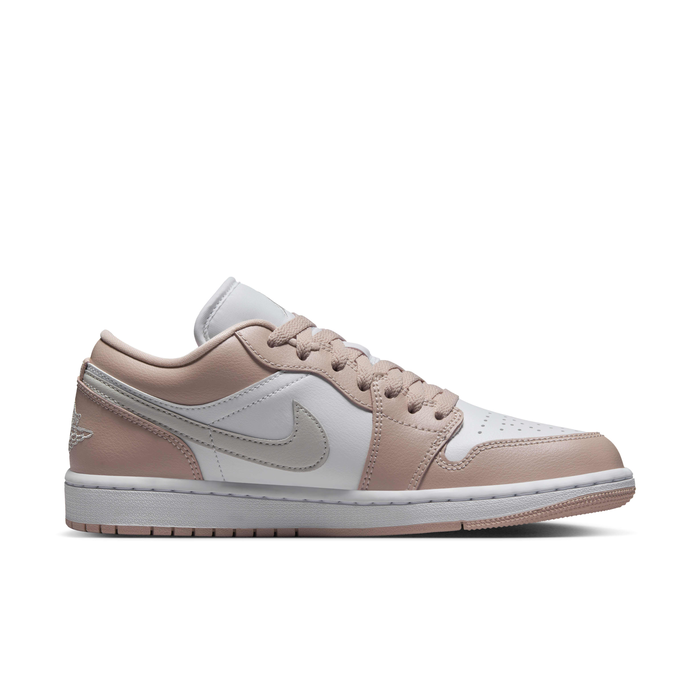 Womens Air Jordan 1 Low Shoe