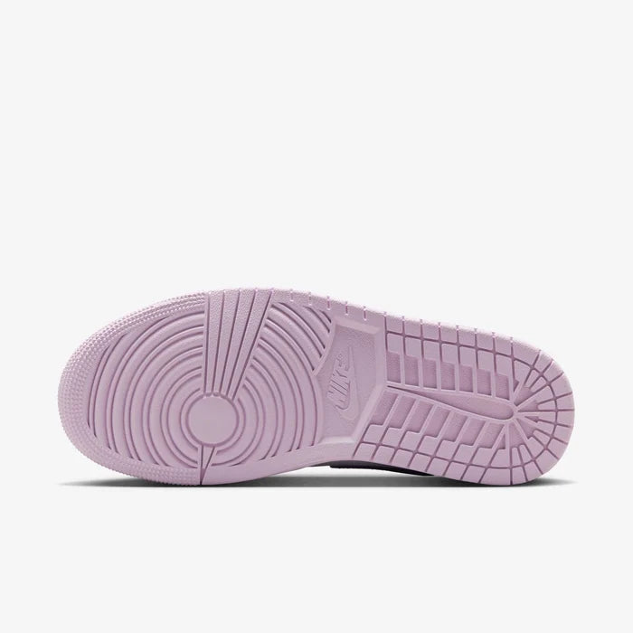 Womens Jordan 1 Mid Shoe