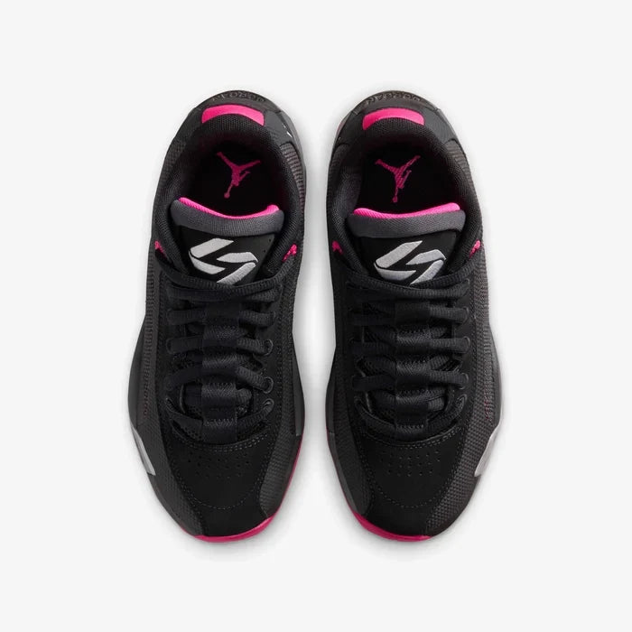 Junior Luka .77 Basketball Shoe