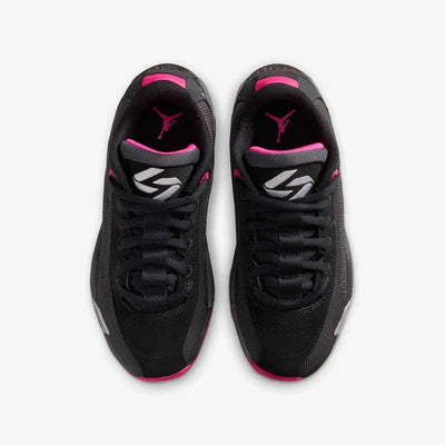 Junior Luka .77 Basketball Shoe