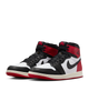 Mens Jordan Retro 1 High OG Shoe