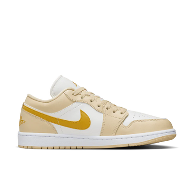 Womens Air Jordan 1 Low Shoe