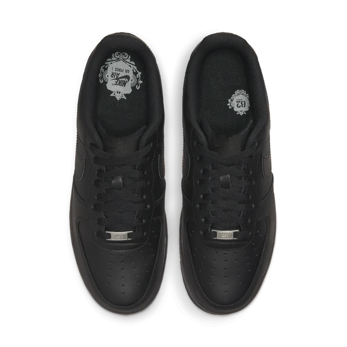 Air Force 1 07 LE Shoe