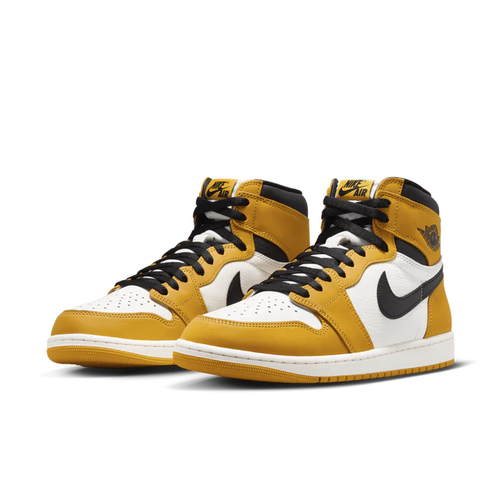 Mens Air Jordan 1 High Retro Remastered Shoe