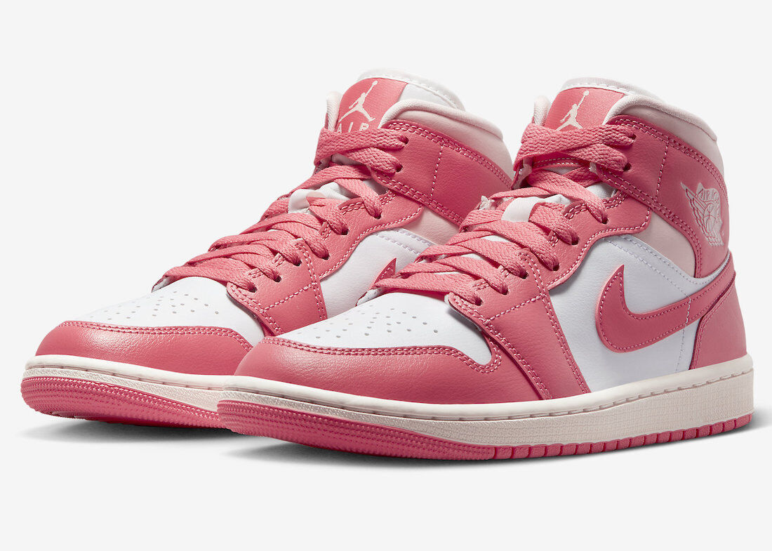 Womens Air Jordan 1 Mid Shoe