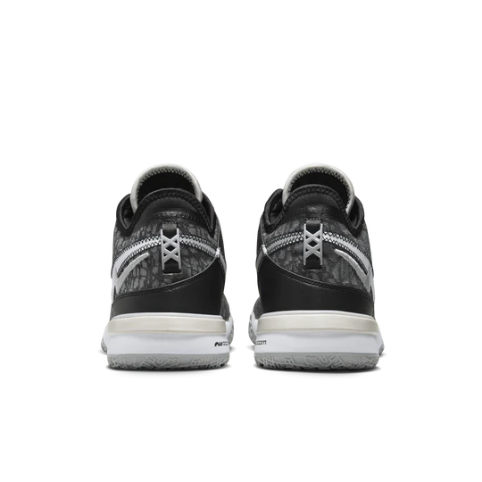 Mens Lebron NXXT Gen Basketball Shoe